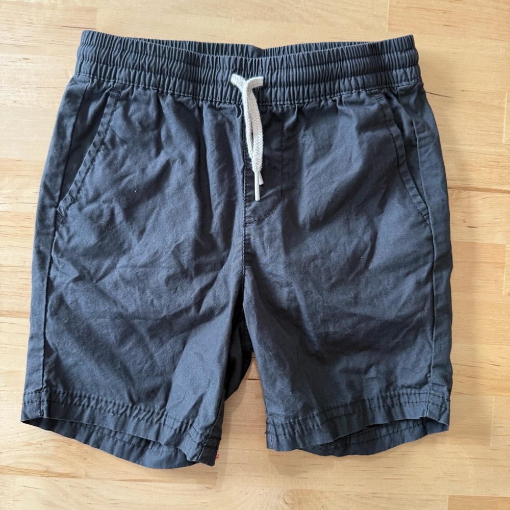 🔆 Bundle items 6 for $30 Old Navy Boys Shorts